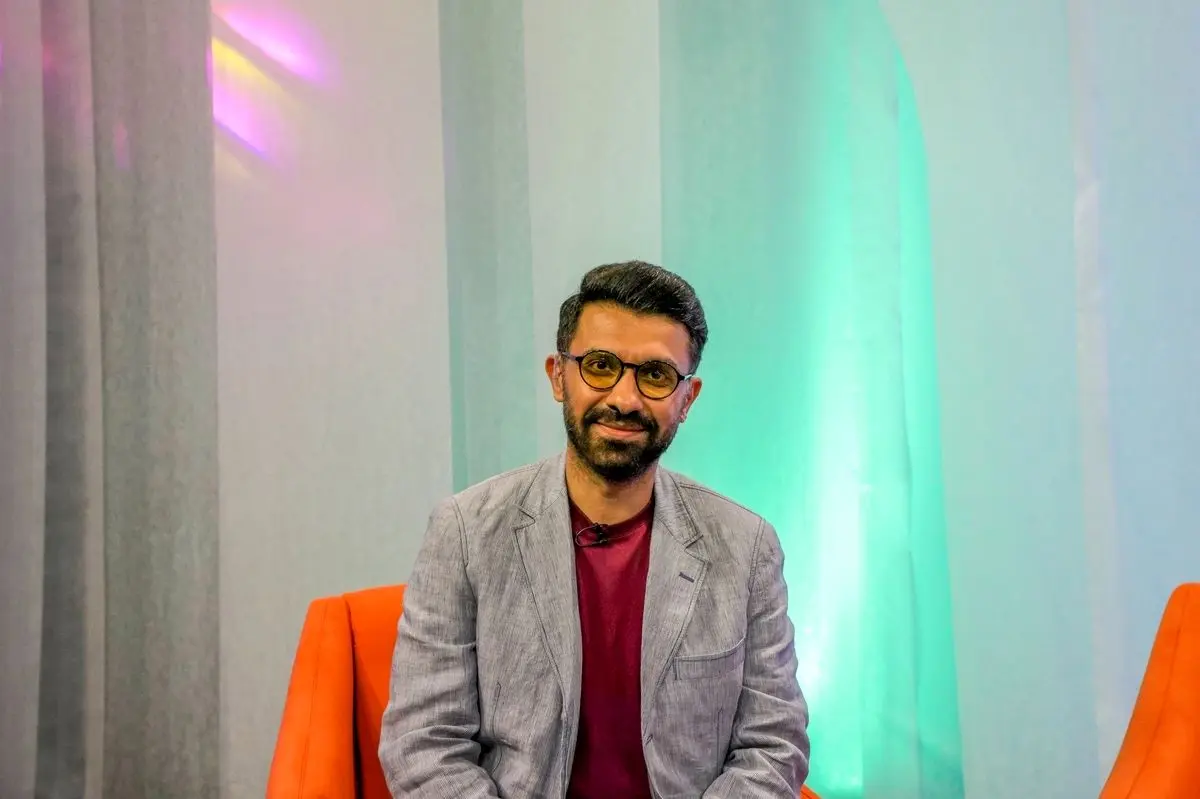 (ویدئو) تست بازیگری آقای خواننده روی آنتن زنده!