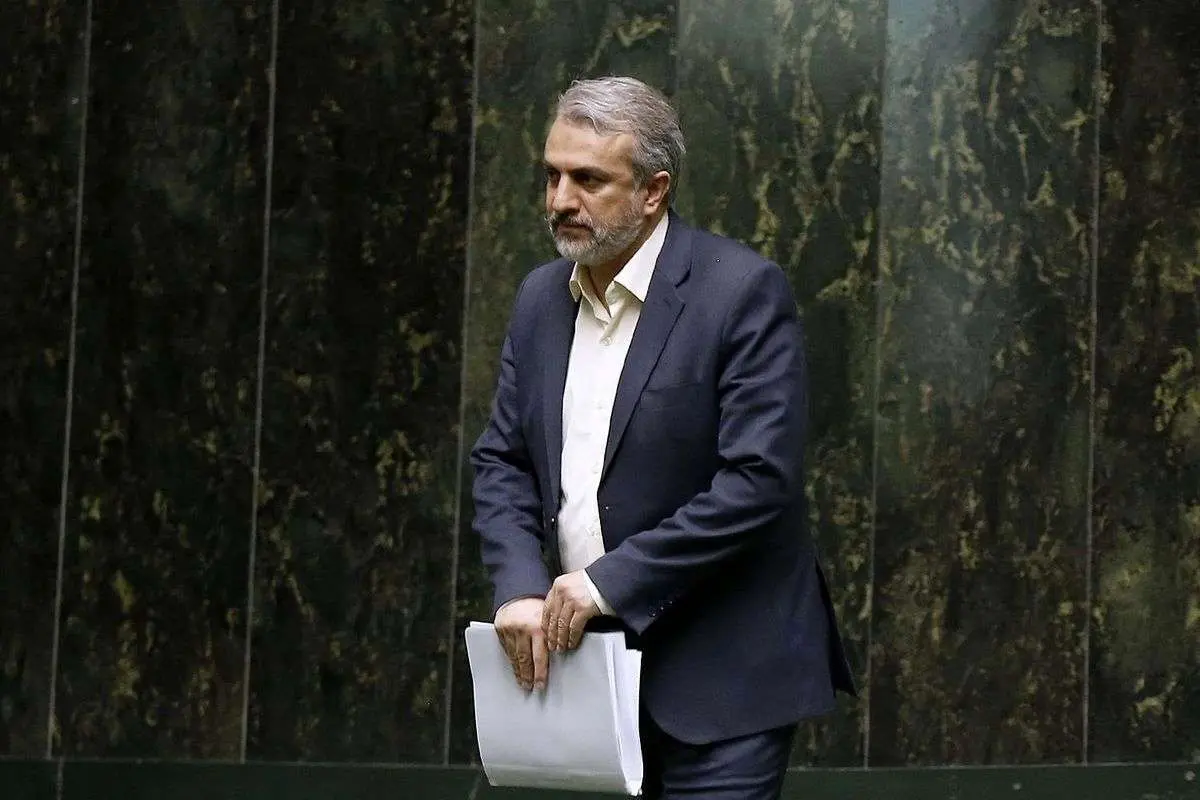صفآرایی موافقان و مخالفان استیضاح فاطمی امین در مجلس