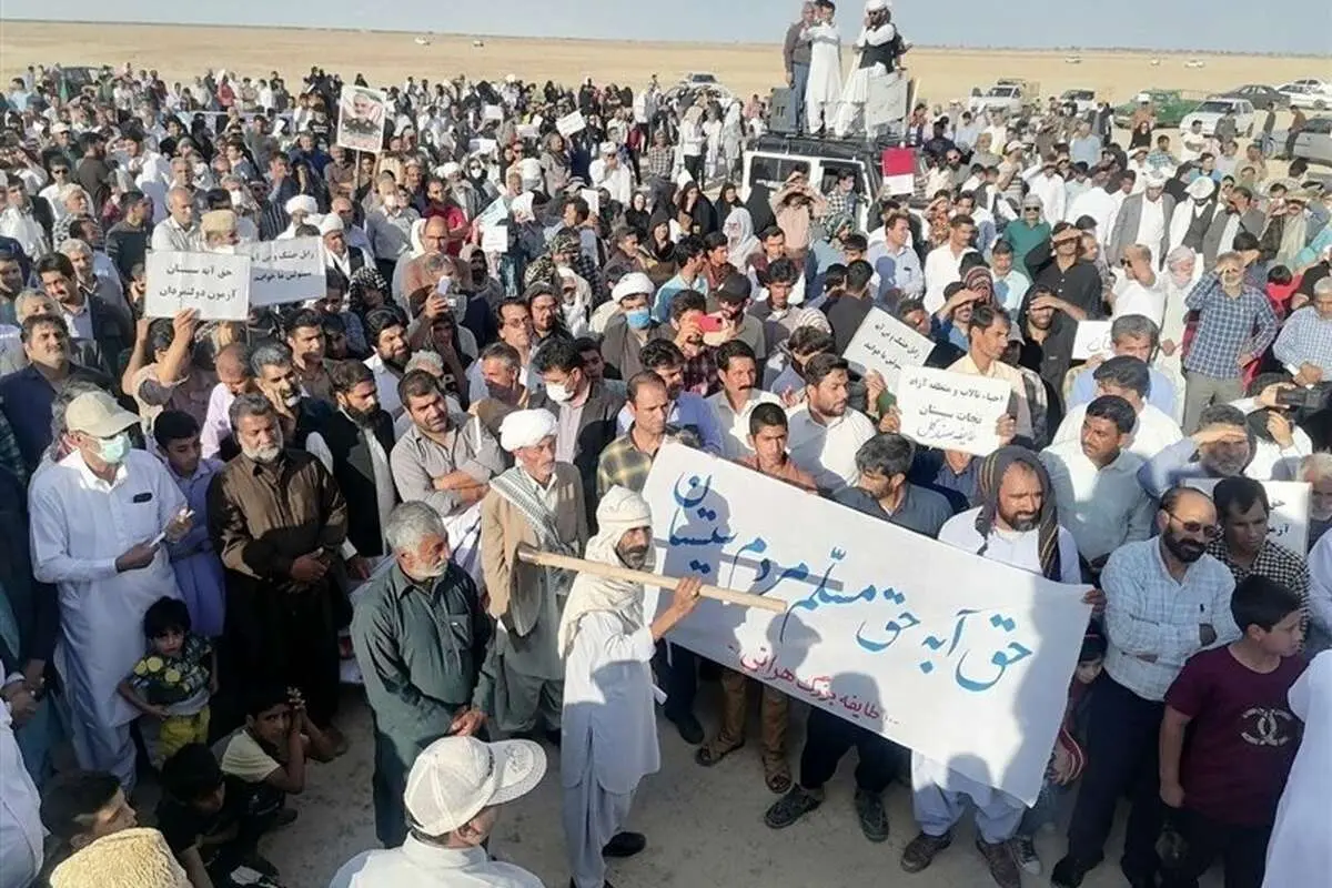 حق آبه هیرمند در مشت افغانستان