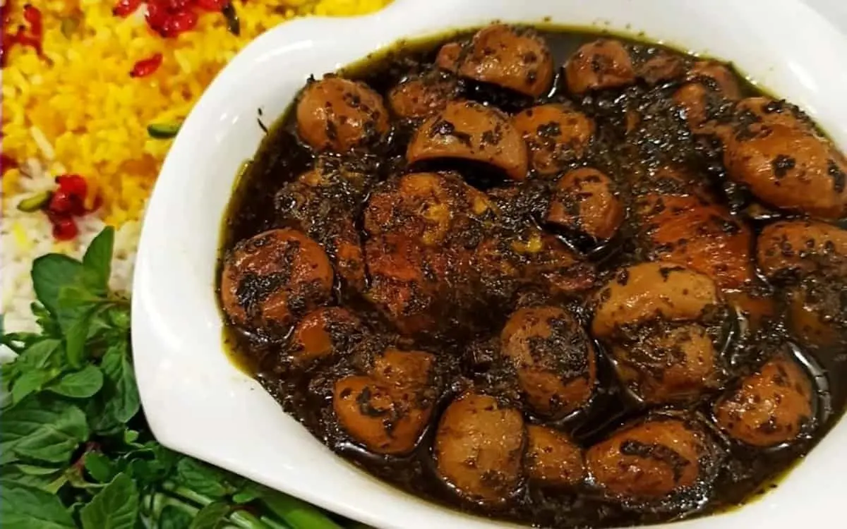 طرز تهیه خورش مرغ و قارچ