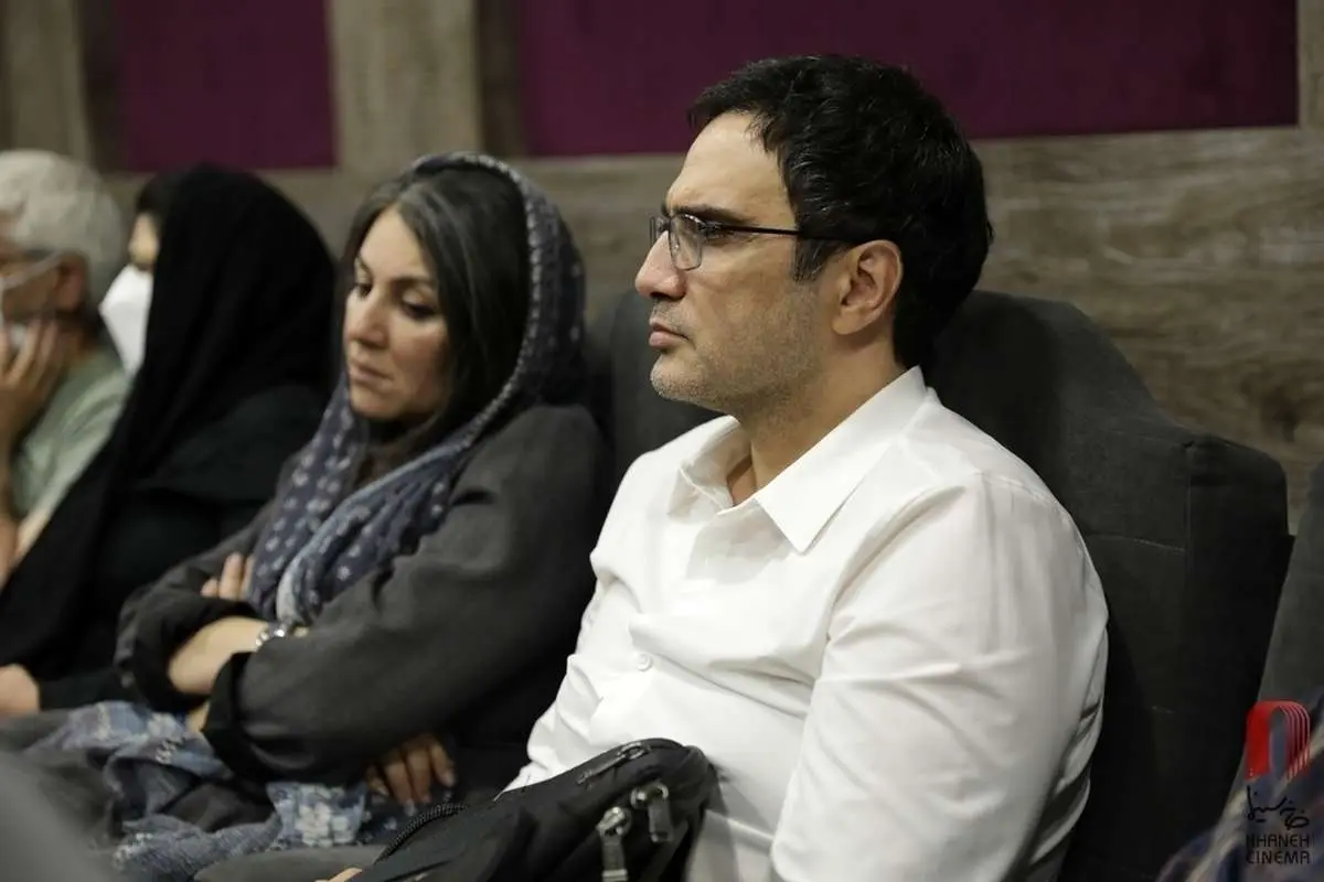 (تصاویر) نیکی کریمی و محمدرضا فروتن در بزرگداشت کیومرث پوراحمد