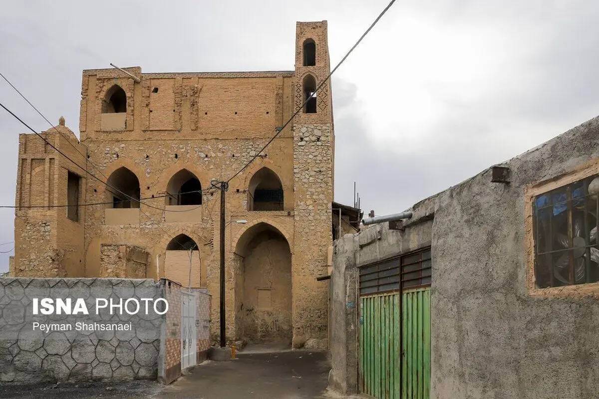 (تصاویر) پیربکران؛ عمارت شیخ‌المشایخ