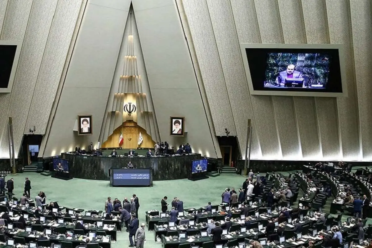 ورود کمیسیون اصل ۹۰ به ماجرای واگذاری خودرو به نمایندگان
