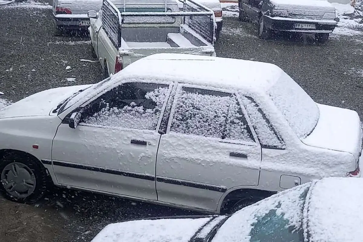 (تصویر) بارش برف بهاری در جاده چالوس