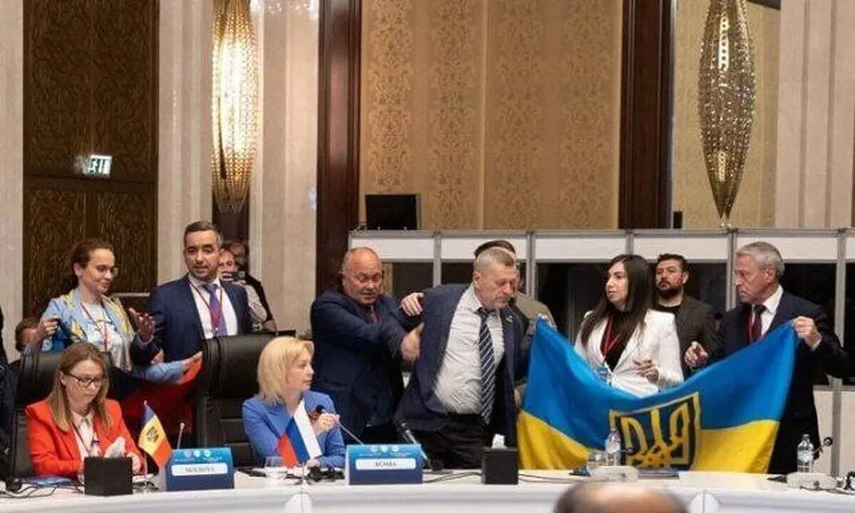 درگیری فیزیکی بین اعضای هیئت‌های روسیه و اوکراین در آنکارا