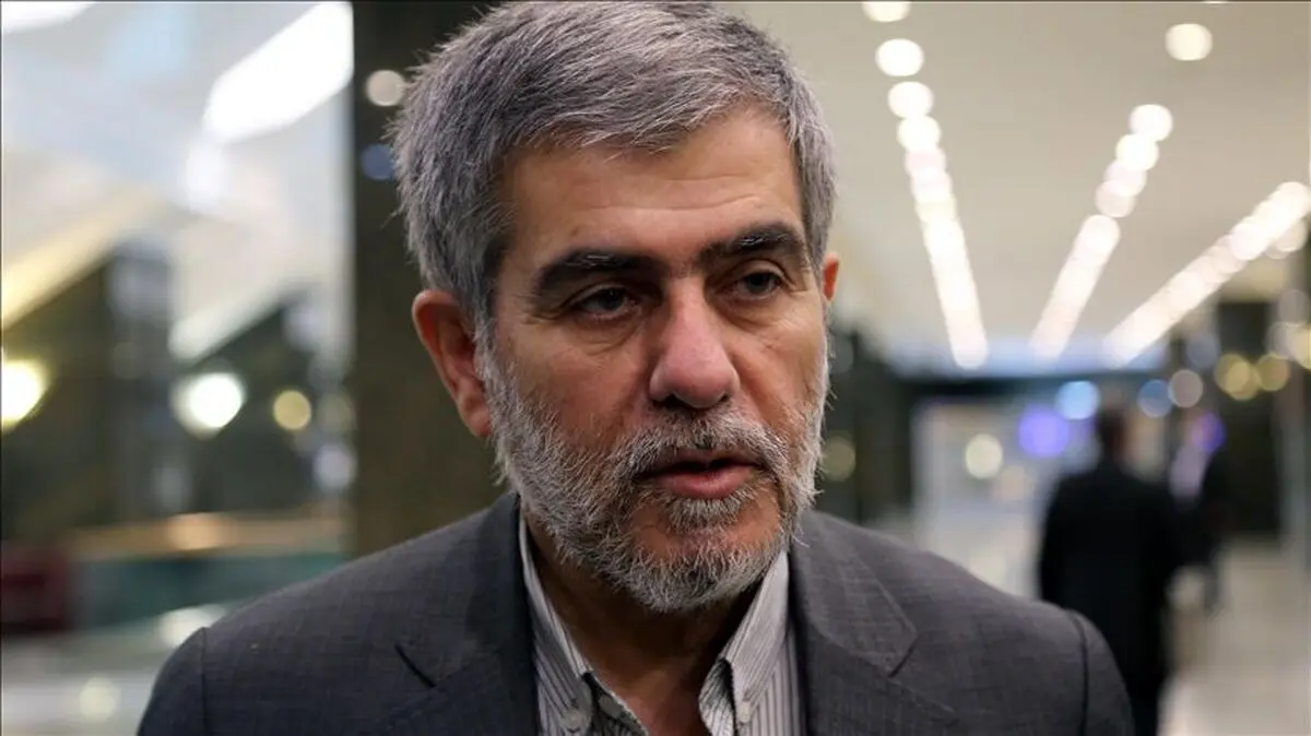 چرا گدابازی درمی‌آورید و به شاسی بلند گیر می‌دهید؛ مگر چقدر قیمت دارند؟