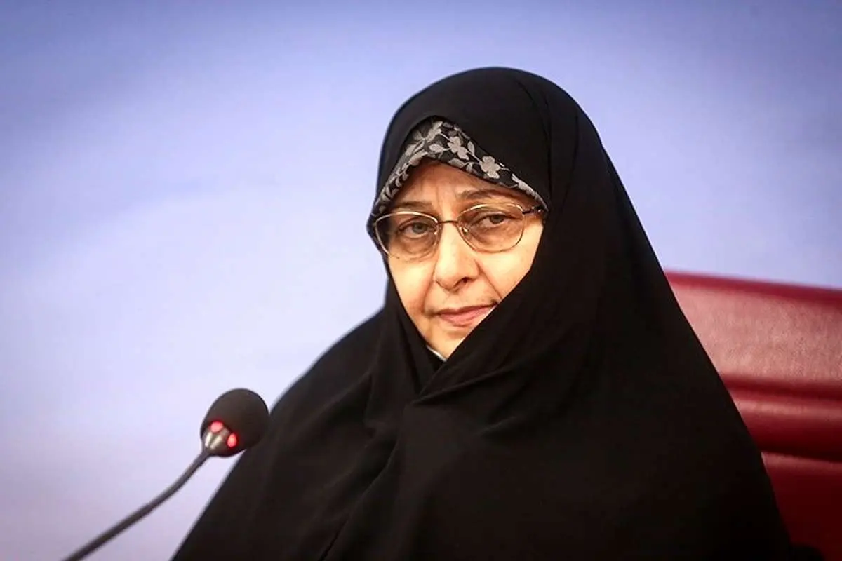فخرفروشی انسیه خزعلی به زنان آمریکایی با میزان آهن خون!