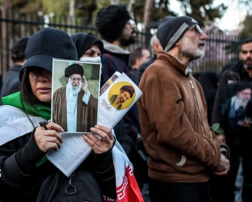 تصاویر؛ تشییع ۳۵ شهید در تهران