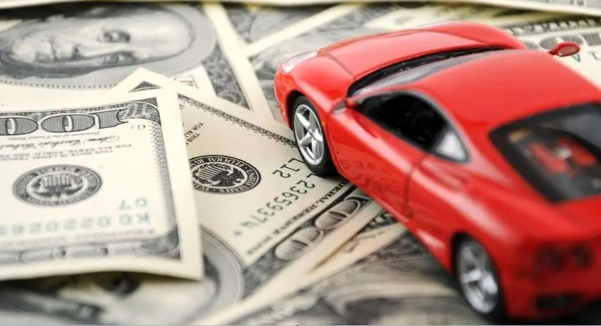 ثبت‌نام خودرو سد راه بازار دلار؟