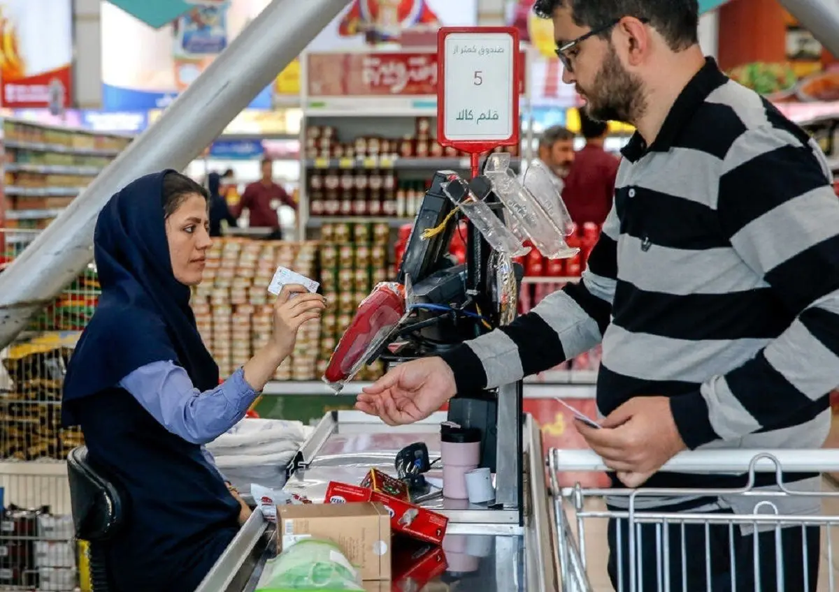 هشدار روزنامه جمهوری اسلامی درباره «شلوغی بازار گرانی»/ باور کنید حال جامعه «ناخوش» است
