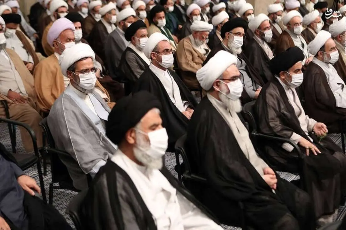 انتقاد شدید روزنامه جوان از «ائمه جمعه»/ برخی، خلافوحدت و «خلافدین» سخن میگویید