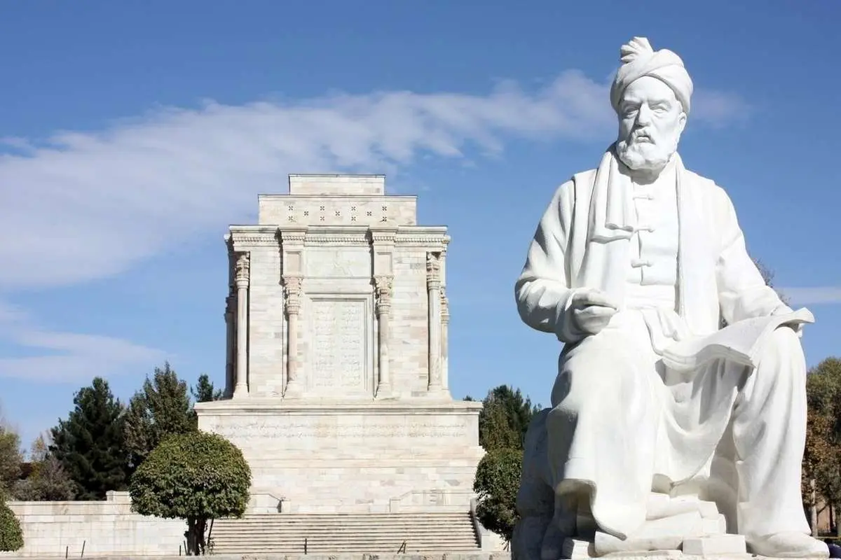 فردوسی در هزاره نو/ مسئله امروز ما و نسبت آن با فردوسی از زبان غیرفردوسی‌پژوهان