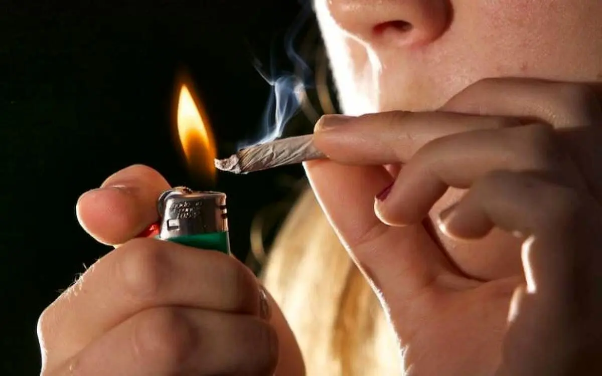 دختری با ۲۰ میلیون پول توجیبی!