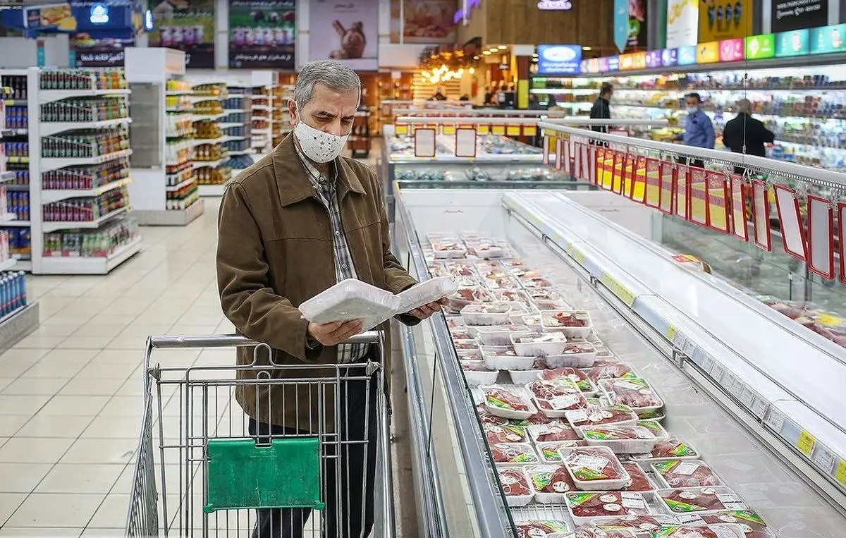 سکوت تورمی مرکز آمار شکست / رکوردزنی ۱۰ ساله تورم؛ میوه و گوشت در صدر گرانی