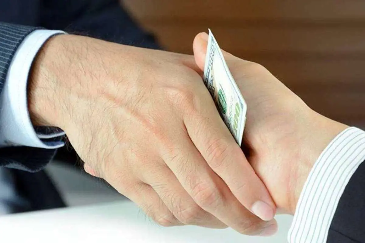 خط بیپایان فساد از کجا شروع شد؟