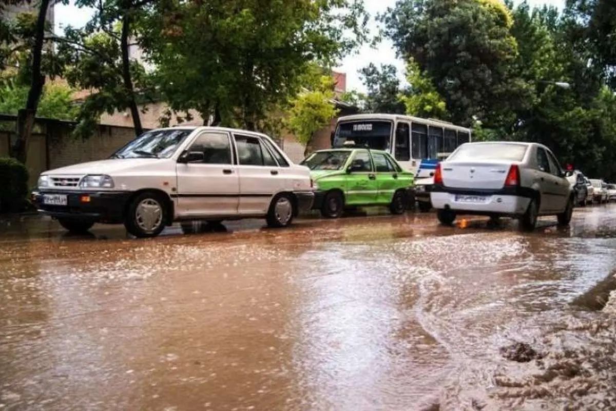 احتمال وقوع سیل در ۱۰ استان/ دریای خزر و خلیج فارس مواج میشوند