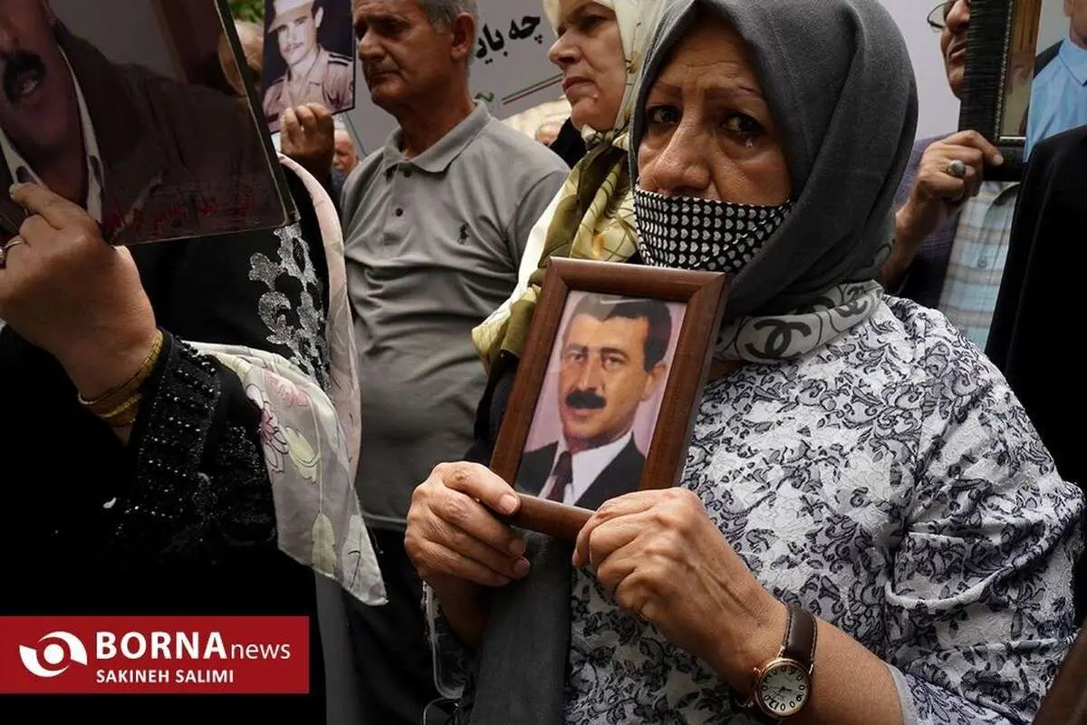 (تصاویر) تجمع خانواده اعضای منافقین در تهران