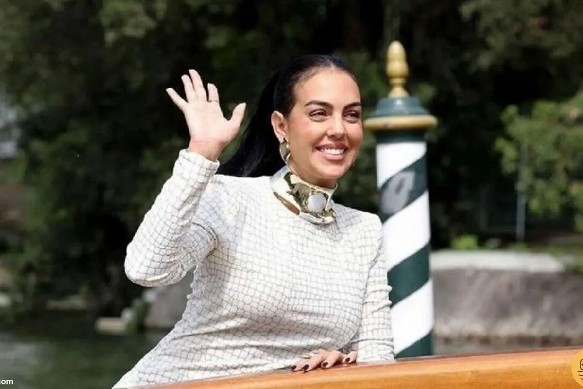 لباس پوشیدن جورجینا رودریگس روی اعصاب عربستانیها