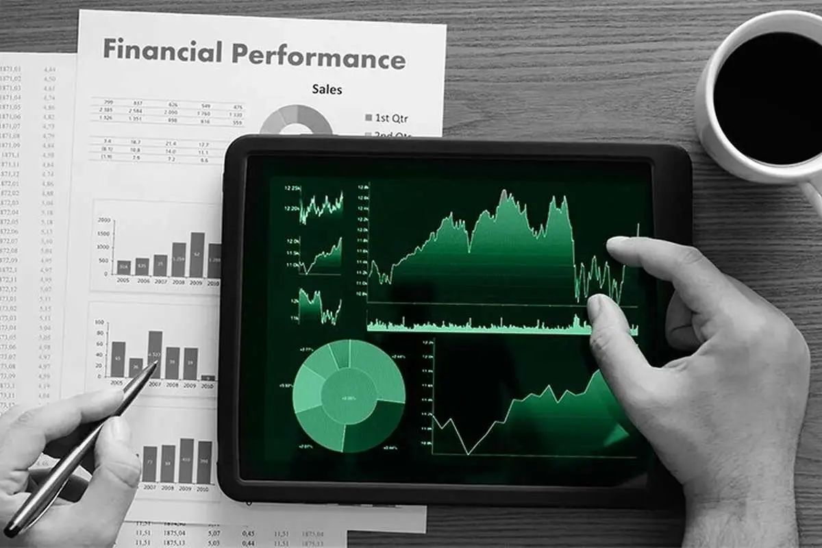 آشنایی با نسبت P/E و کاربرد آن در تحلیل بنیادی