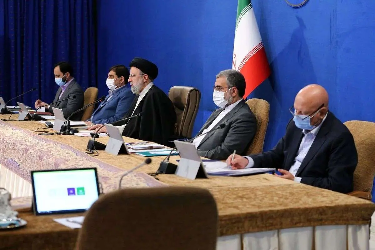 دولت سیزدهم؛ از کرامت و عدالت تا آزمون و خطاهای مدیریتی
