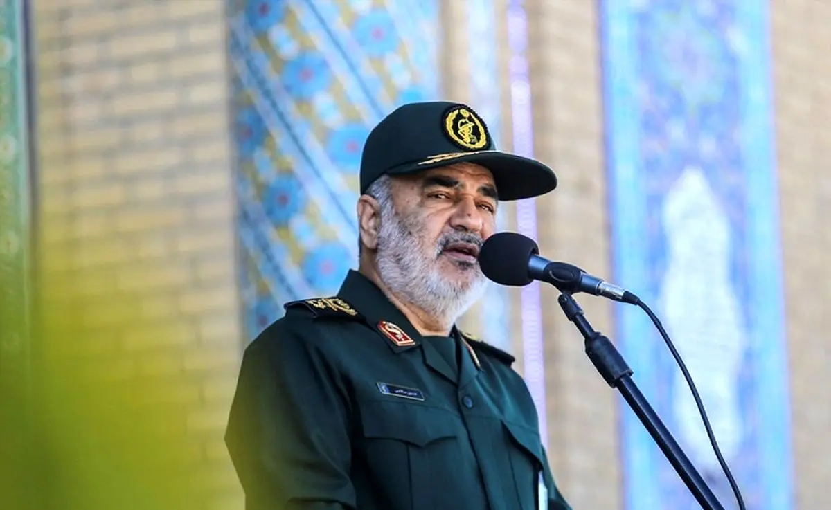 فرمانده سپاه: رهبری، قائمه نظام و مردم، قاعده آن هستند