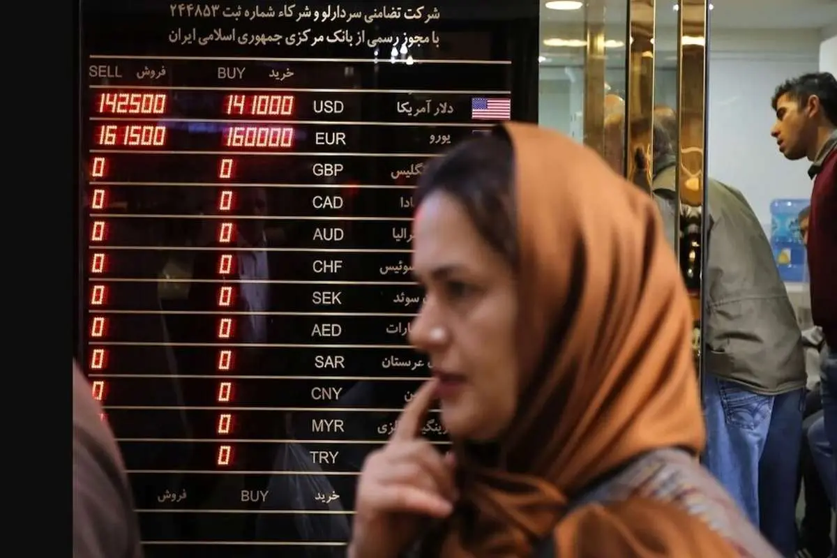 وزیر اقتصاد: فرضیه حبابی بودن رشد بورس منتفی است