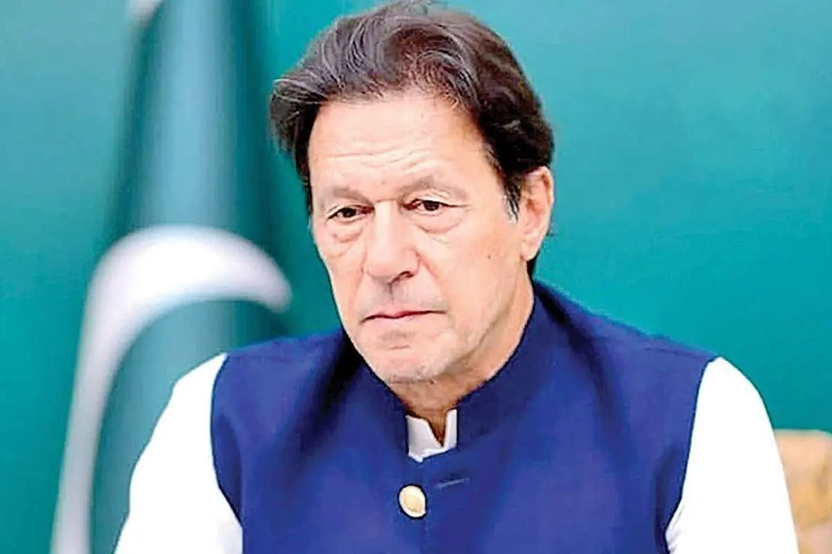 عمران خان: پلیس خانهام را محاصره کرده است