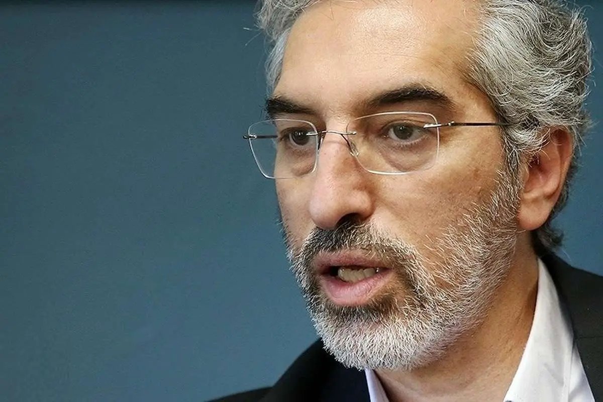 معاون ارشاد: با جریانی مواجهیم که معاند است / زمانی یک نفر یک سطل ماست را روی سر یک دختر ریخت...