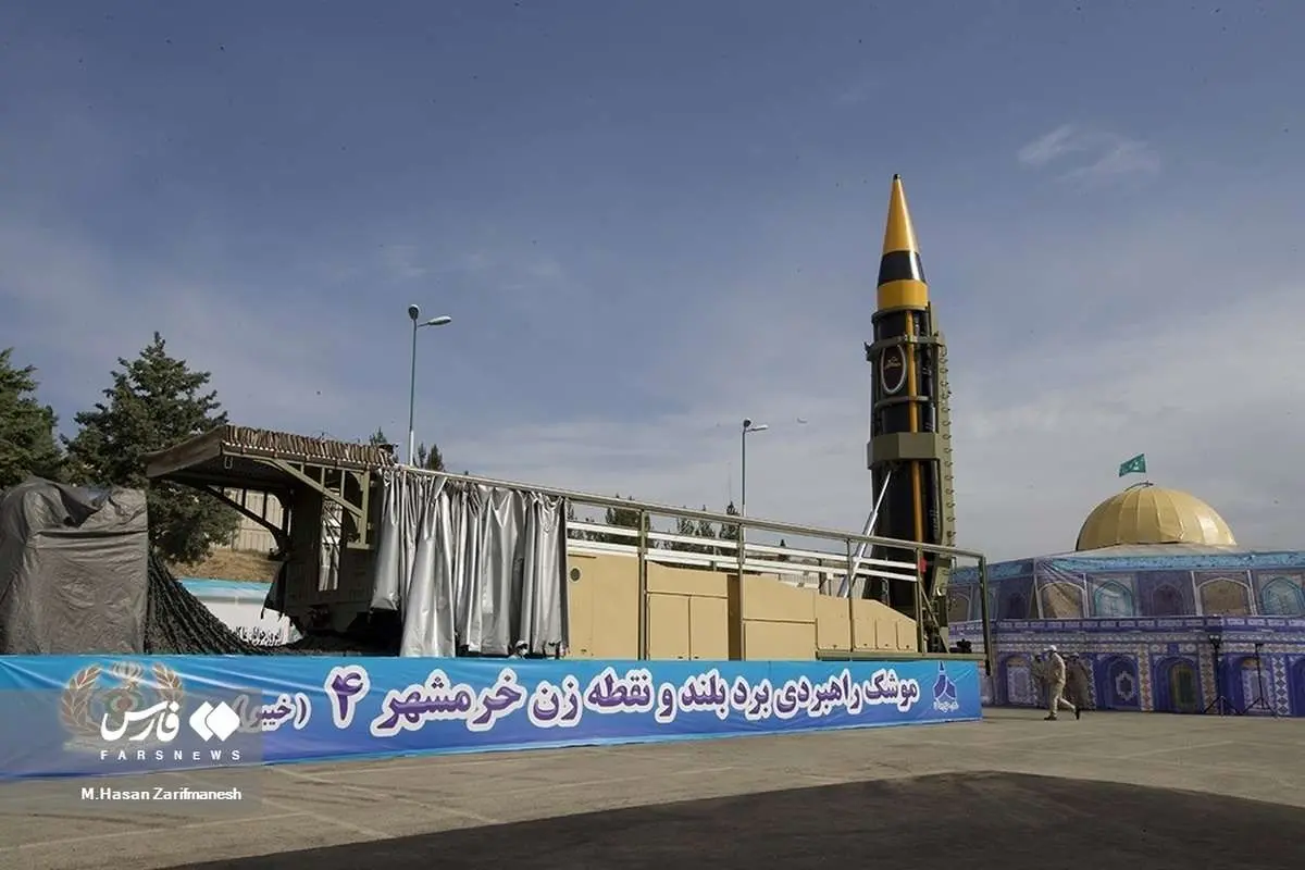 (تصاویر) رونمایی از موشک بالستیک خیبر
