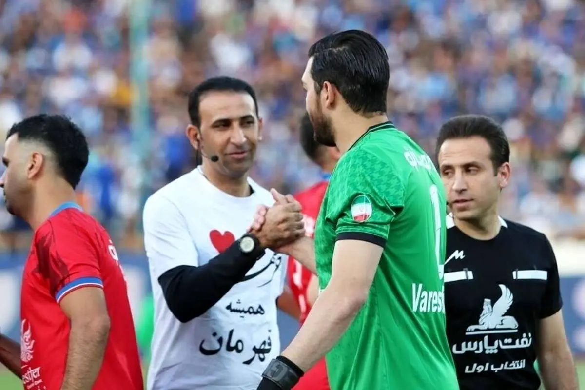 توهین عجیب و وحشتناک این پرسپولیسی به تماشاگران استقلال