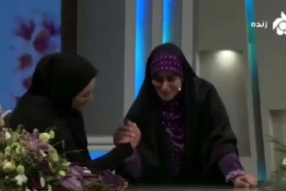 (ویدئو) نمایش مچ اندازی دو خانم روی آنتن زنده صداوسیما