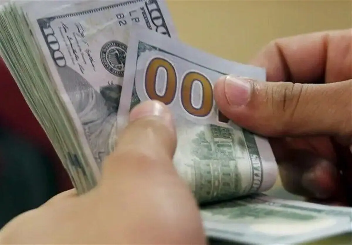 قیمت دلار امروز ۵ خرداد ۱۴۰۲ در صرافی‌ها و مرکز مبادله چند؟