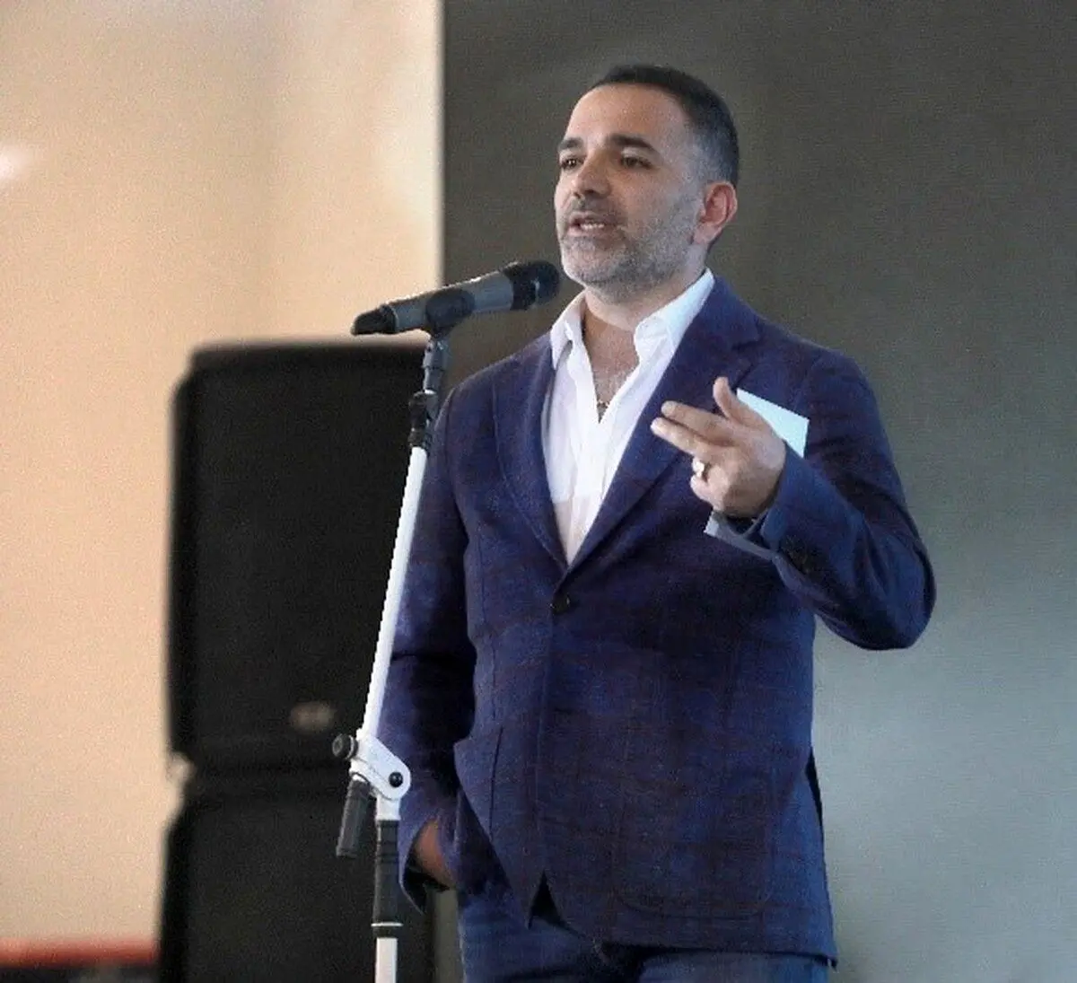  بررسی راهبردها و نگرش‌های جدید در صنعت تبلیغات محیطی