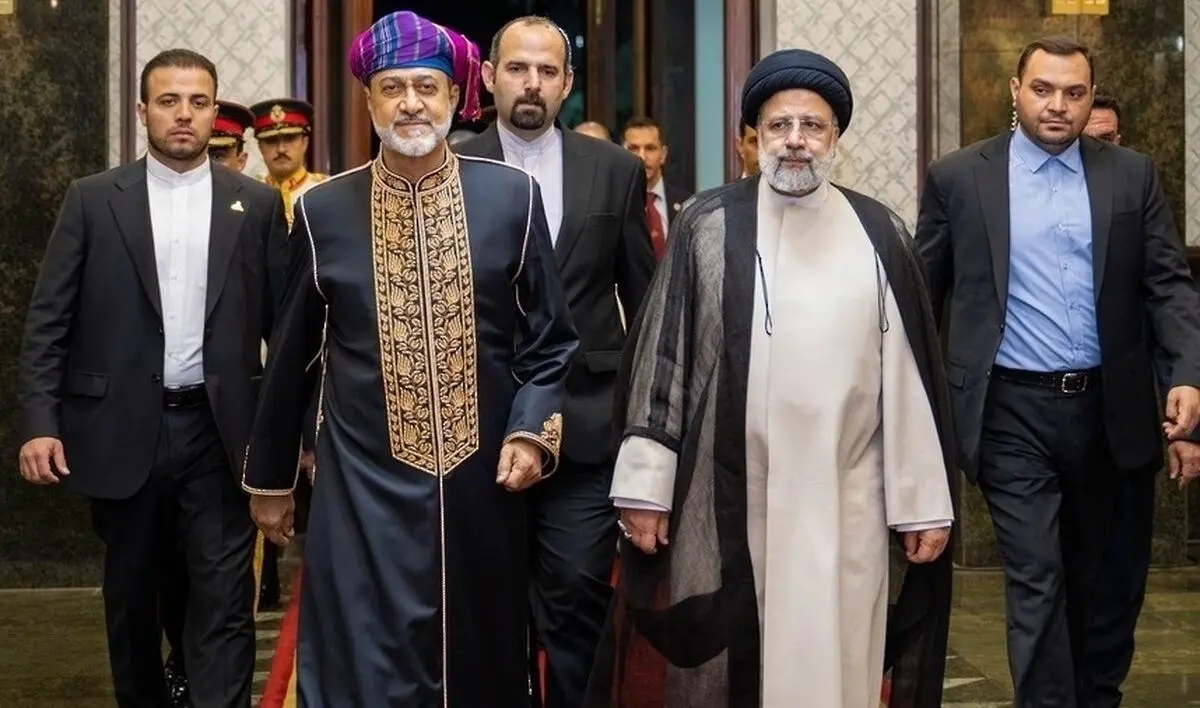 (عکس) دست‌دادن سلطان عمان با این خانم در تهران خبرساز شد