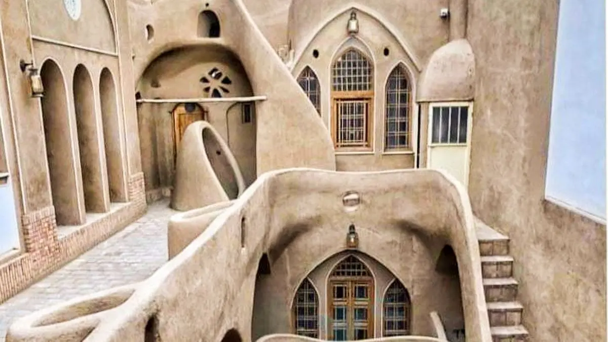 (تصاویر) خانه‌ای با معماری اسرارآمیز