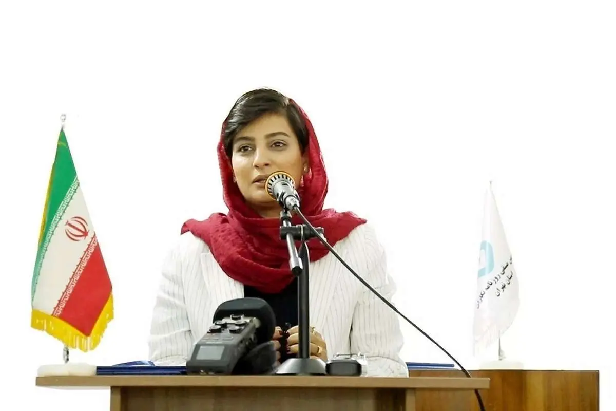 وکیل الهه محمدی: به وکلا اجازه صحبت داده نشد