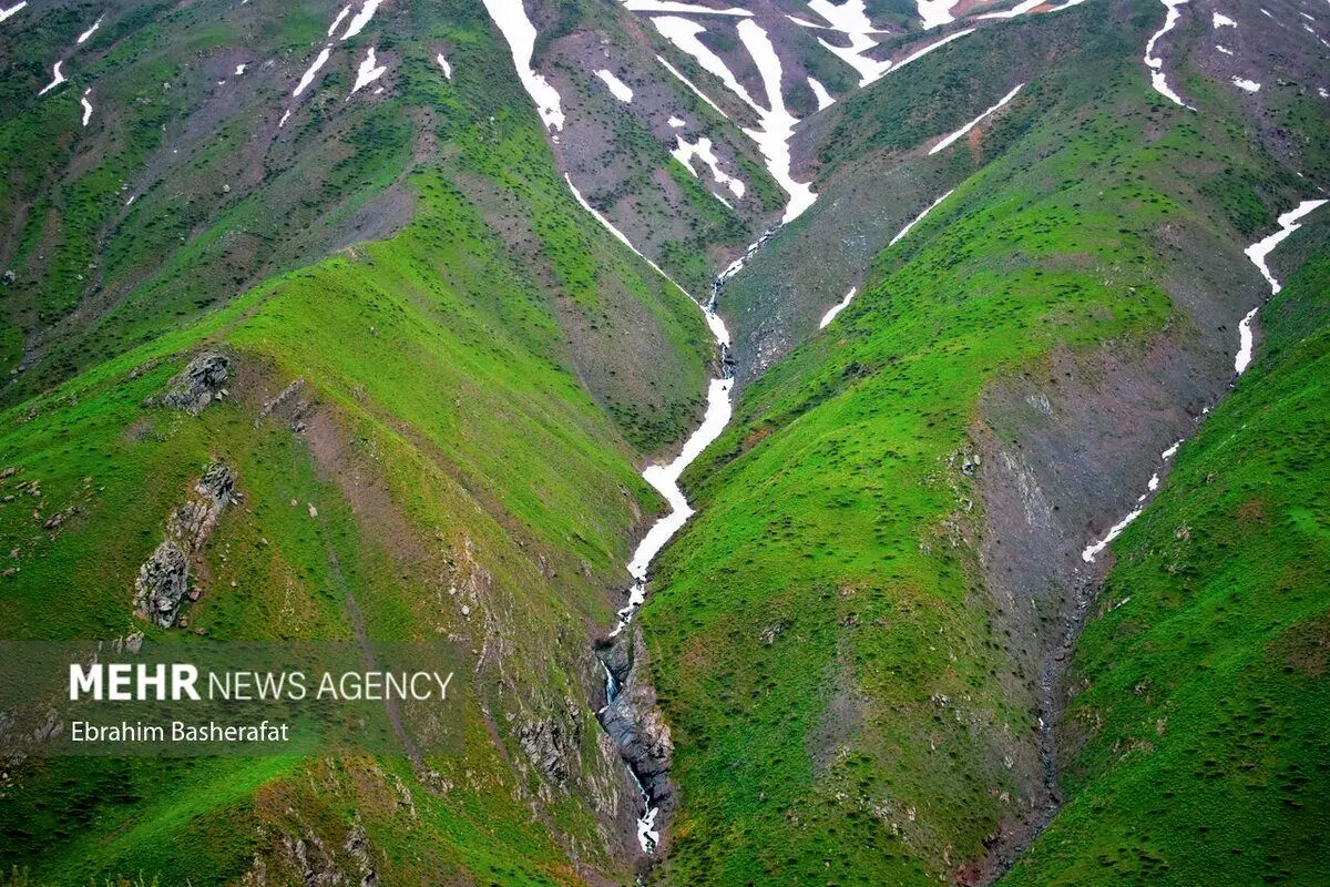(تصاویر) طبیعت زیبای کوهستان‌های گادر
