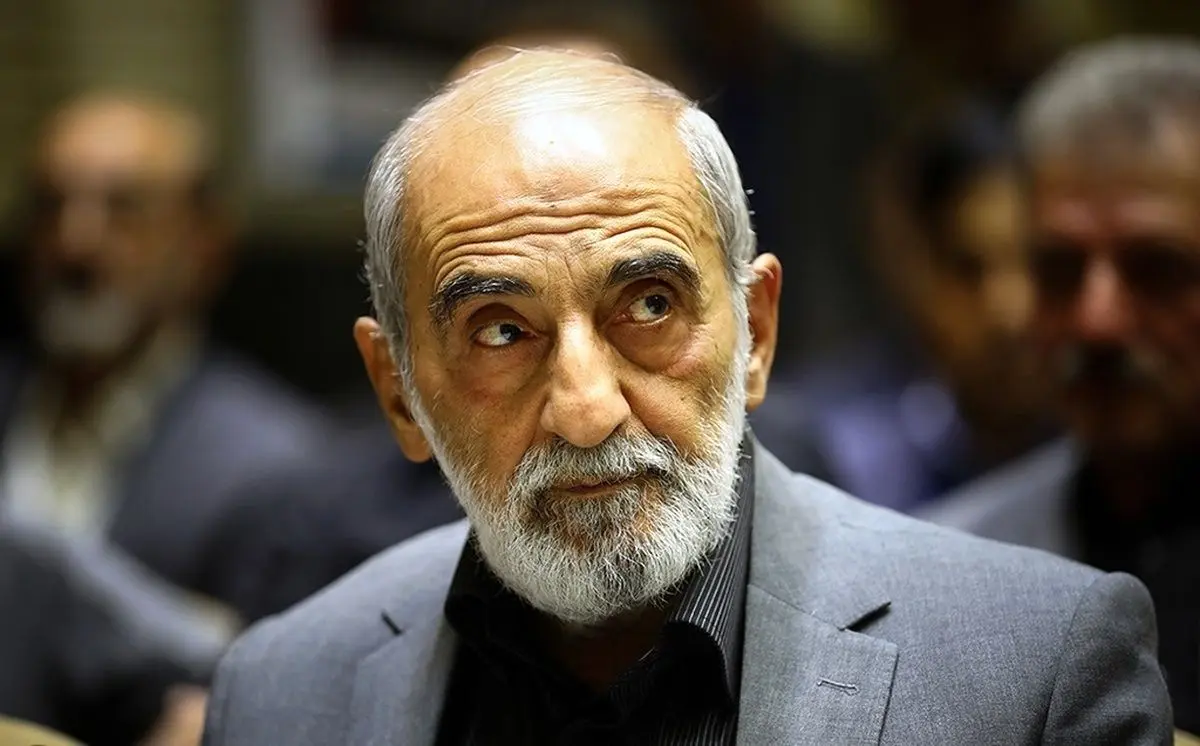 روزنامه حسین شریعتمداری حامی علی لاریجانی شد!