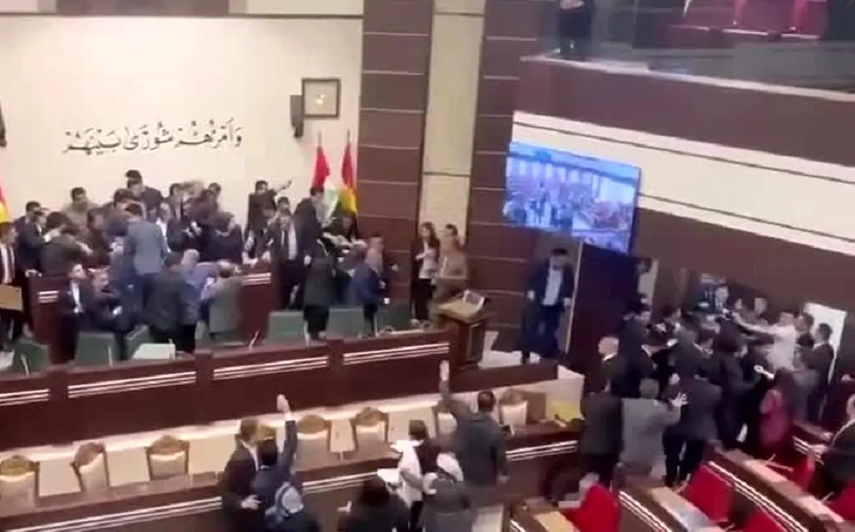 (ویدئو) زد و خورد نمایندگان پارلمان اقلیم کردستان عراق