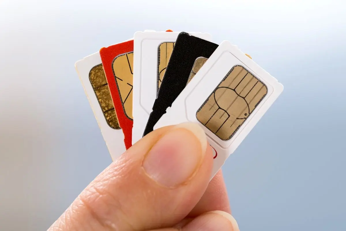شماره رند تلفن همراه بخریم یا خیر؟