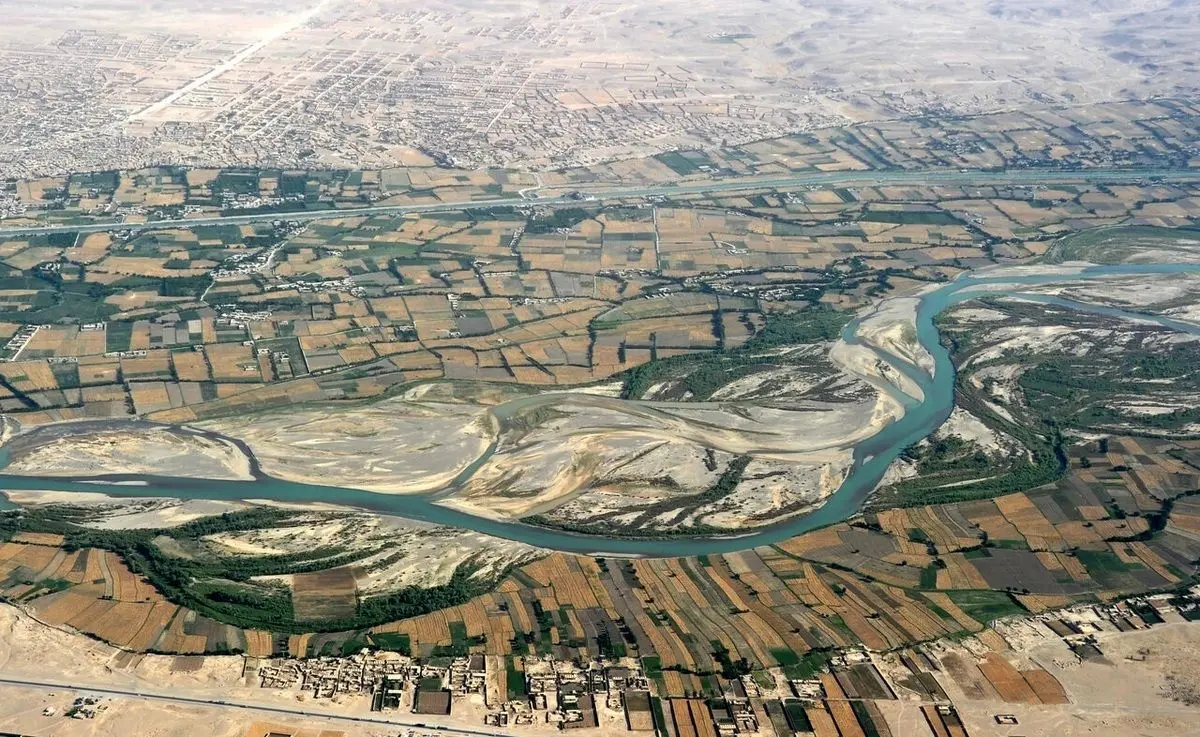 تصاویری از توافقنامه هیرمند در مورد حق آبه ایران