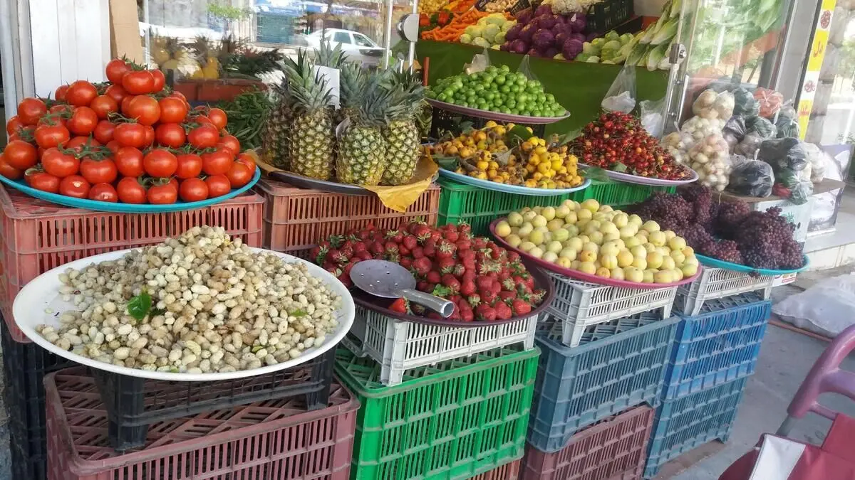 «میوه و خشکبار» در صدر جدول تورم فروردین ماه ۱۴۰۲