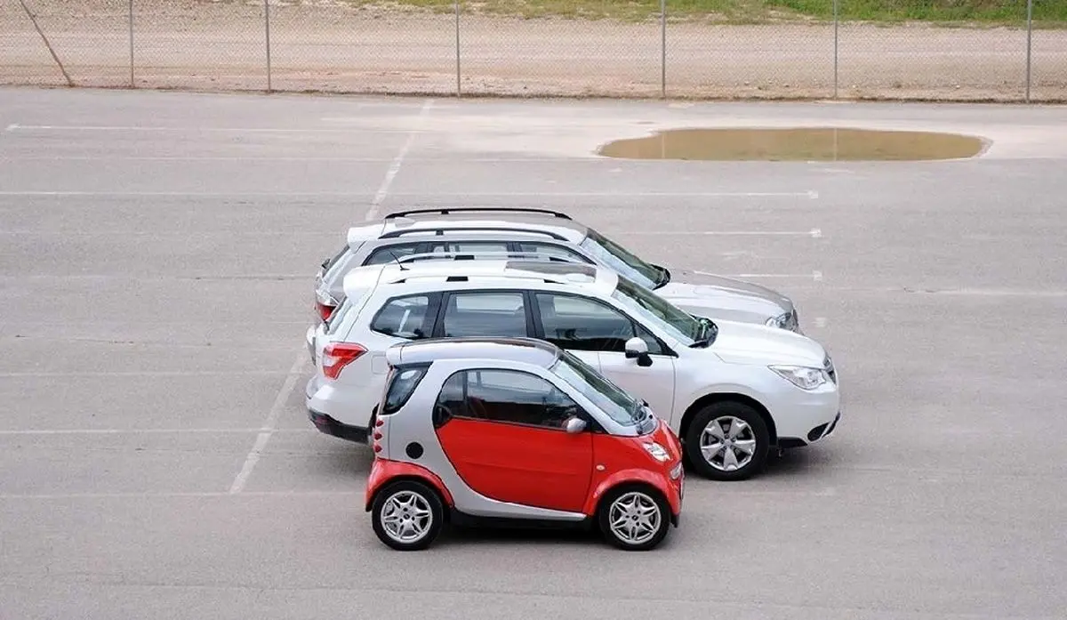 (ویدئو) خودرو بدون نیاز به جا پارک