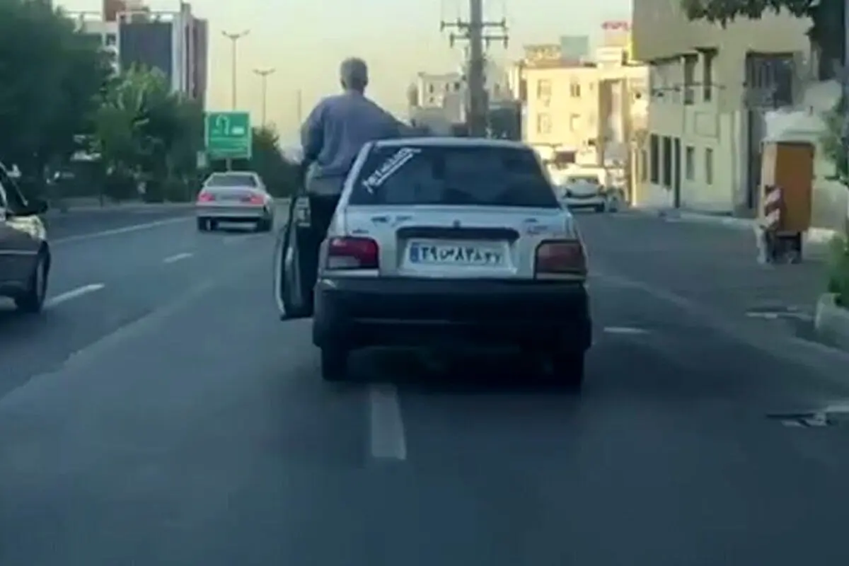 (ویدئو)  حرکت جنون‌آمیز راننده پراید وسط خیابانی در ارومیه