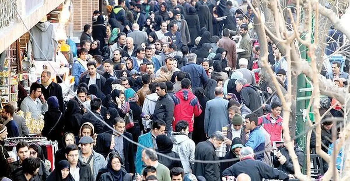 یک دهه افول رشد اقتصادی؛ جایگاه طبقه متوسط تا «خط‌فقر» نزول کرد