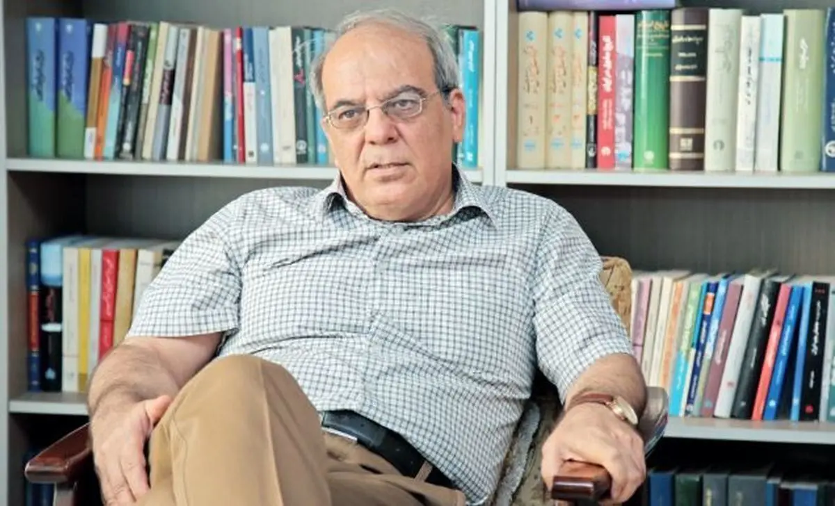 عباس عبدی: یکی از علل گریز از دین مواضع و سخنان وهن‌آمیز برخی روحانیون است