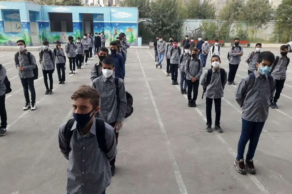 روزنامه جام جم: شهریه پایه دهم مدرسهای در تهران ۷۲ میلیون تومان است