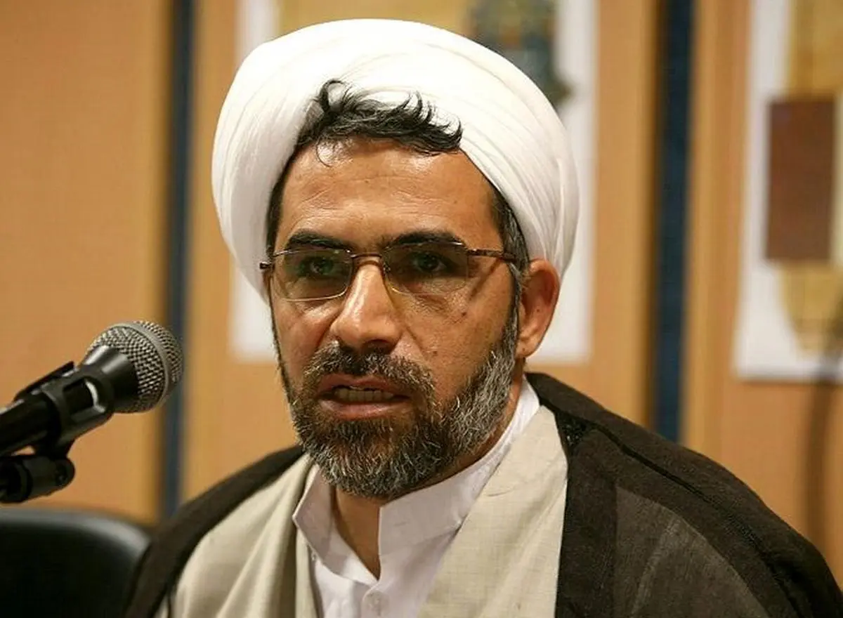 ترکیب غلط «پیامبر اسلام» را به کار نبریم!