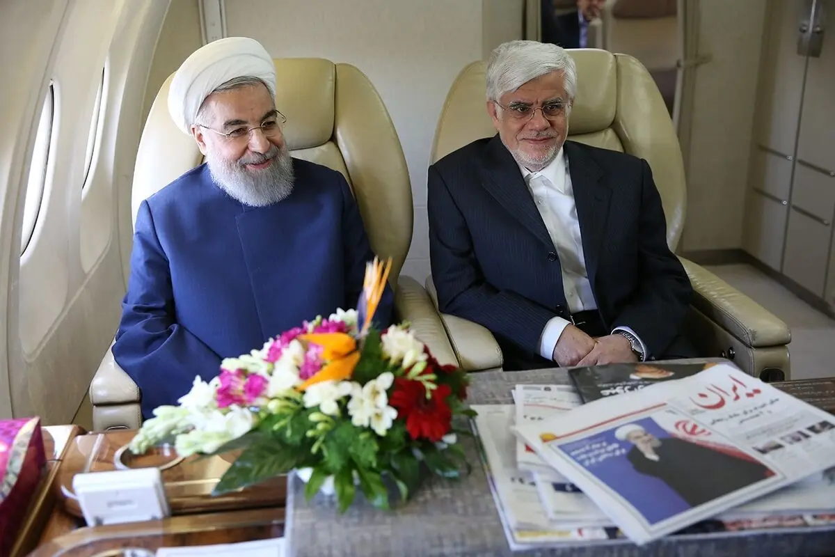 ادعای روزنامه اصولگرا درباره سفر تفریحی عارف و روحانی به اندونزی