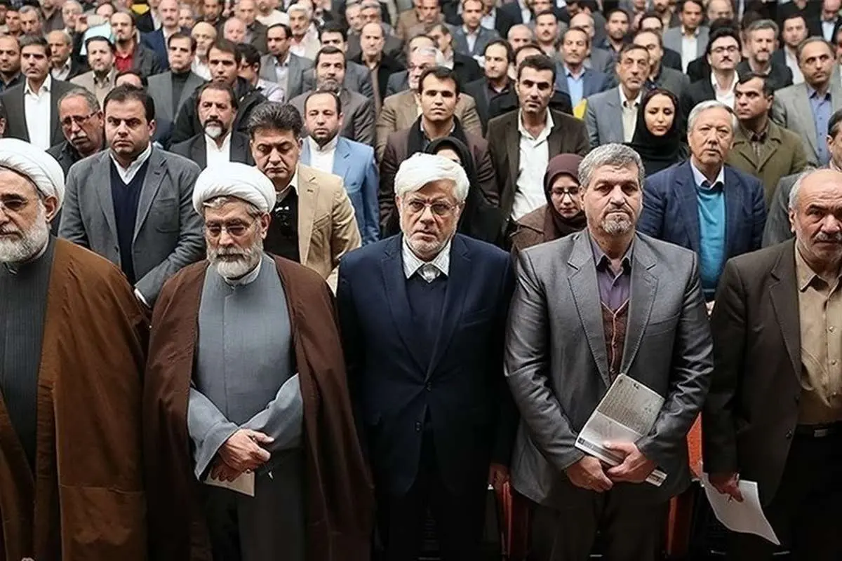 حمله کیهان به اصلاح طلبان/ وقتی عضو گروهک مطرود امام (ره) به جبهه اصلاحات خط می‌دهد